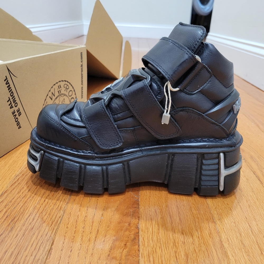 Black Ankle Boots with Chunky Sole - Picture 2 of 4